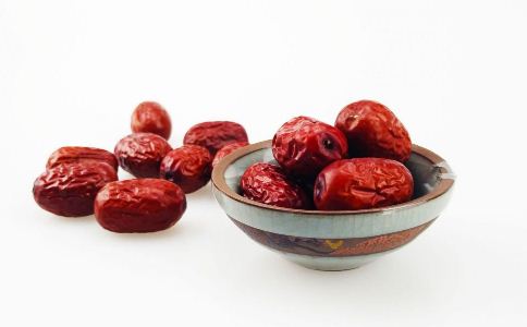 红枣怎么吃好 红枣熬汤可止咳润肺